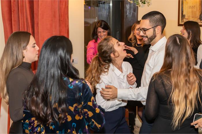 Cene aziendali a Milano: atmosfera perfetta per team e colleghi