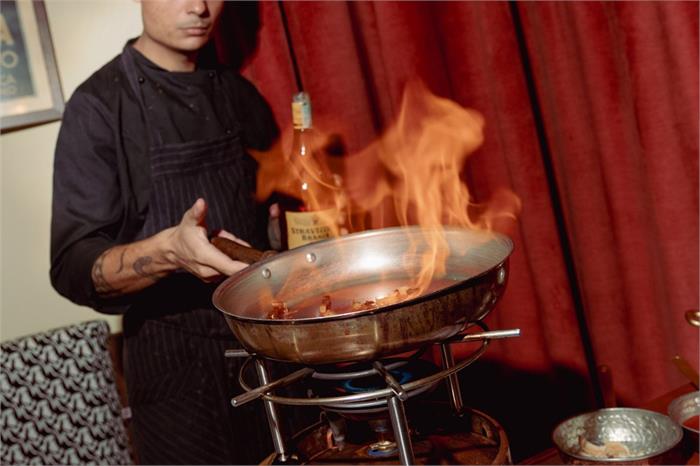 Showcooking e cena spettacolo a Milano: un’esperienza unica da provare